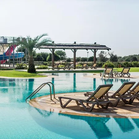 Thalassa Family & Waterpark *