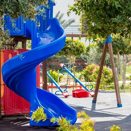 Thalassa Family & Waterpark *