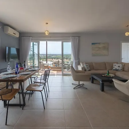 Thalassa Family & Waterpark Apartment *