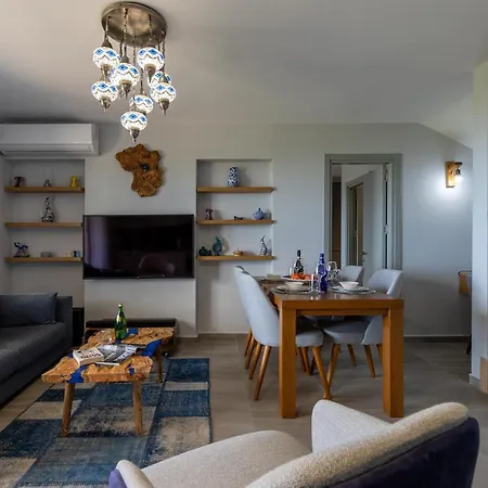Thalassa Family & Waterpark Apartment *