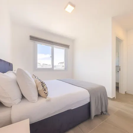 Thalassa Family & Waterpark Apartment *