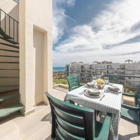 Thalassa Family & Waterpark Apartment *