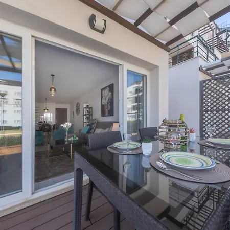 Thalassa Family & Waterpark Apartment