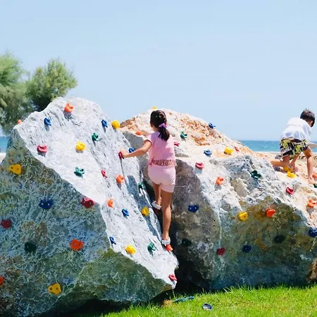 Thalassa Family & Waterpark *