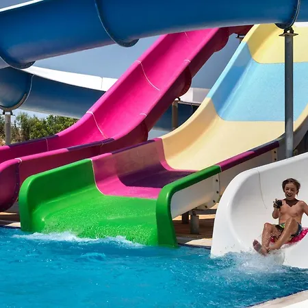 アパート Thalassa Family & Waterpark Vokolidha