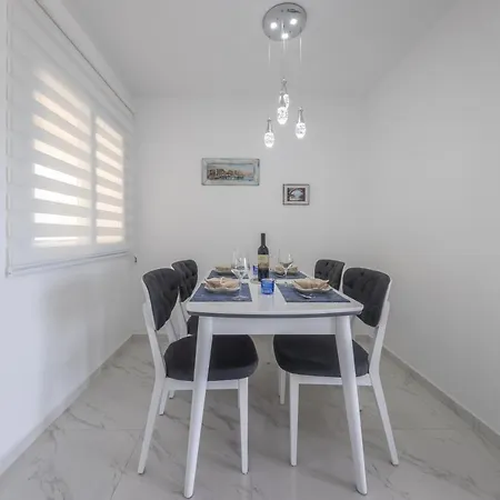 Apartment Thalassa Family & Waterpark Vokolidha