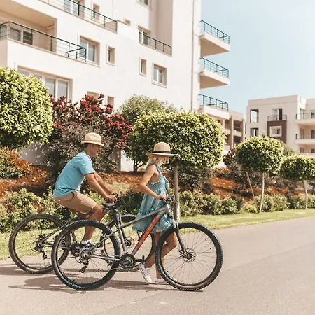 아파트 Thalassa Family & Waterpark *