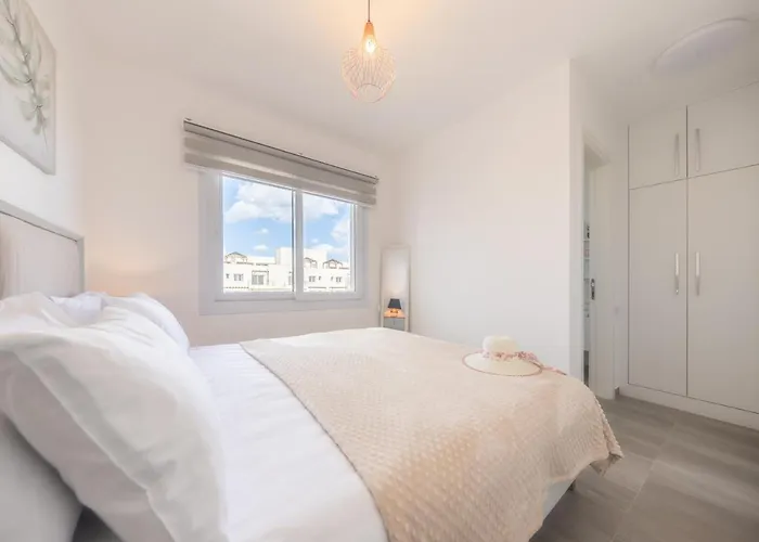 Thalassa Family & Waterpark